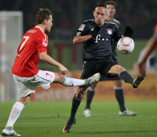 联内部的警 联内部的警